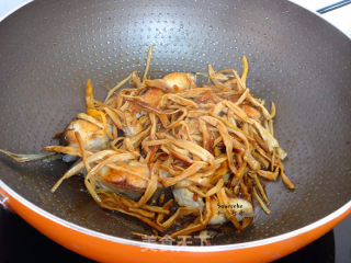 #trust之美#daylily Stewed Fish recipe