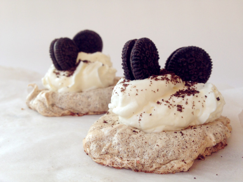 Oreo Cream Meringue recipe