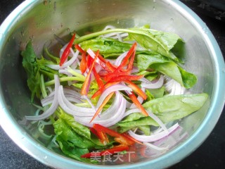 Thai Chicken Spinach Salad recipe