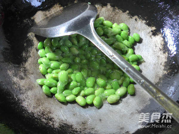 Stir-fried Edamame with Lamb Tail and Bamboo Shoots recipe