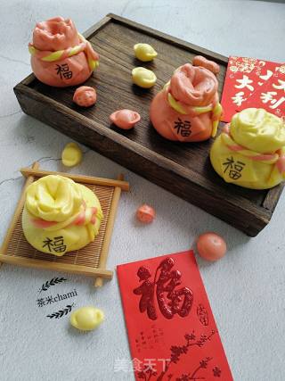 Fortune Bag Bean Paste Buns recipe