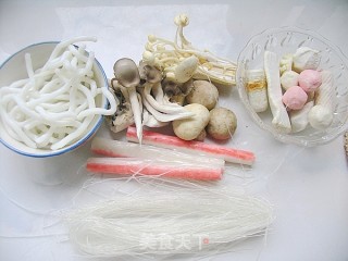 Mushroom Soup Double Noodle Fish Ball recipe