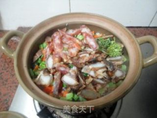 Claypot Rice with Colored Vegetables and Salami recipe