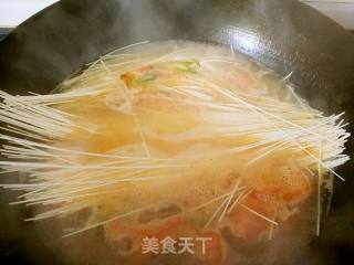 [tianjin] Tomato and Egg Noodle Soup recipe