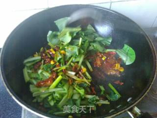 Stir-fried Rice Noodles with Pickled Peppers and Rape recipe