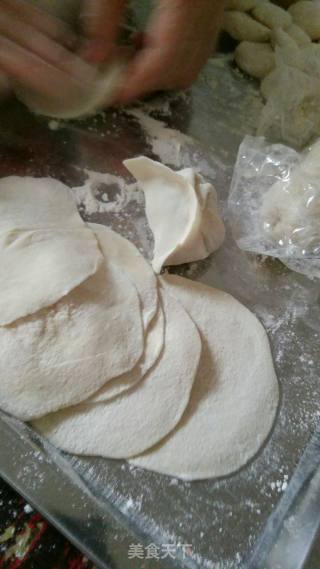 Pork Dumplings with Chives recipe