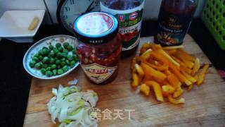 Spicy Fried Udon Noodles recipe