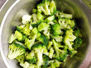 Fried Squid with Broccoli recipe