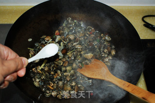 Spicy Fried Small Flower Clams recipe