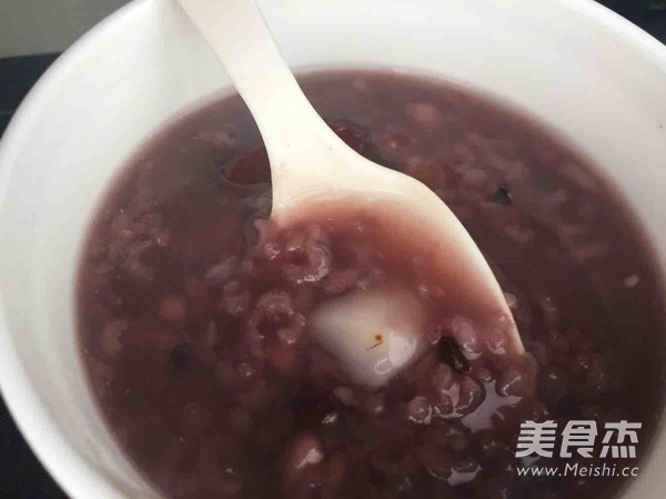 Red Beans, Barley, Black Rice and Red Date Congee recipe