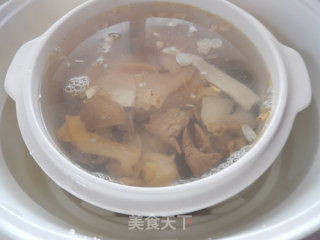 Chicken Soup with American Ginseng Conch recipe