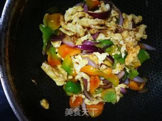 Scrambled Eggs with Green Peppers recipe