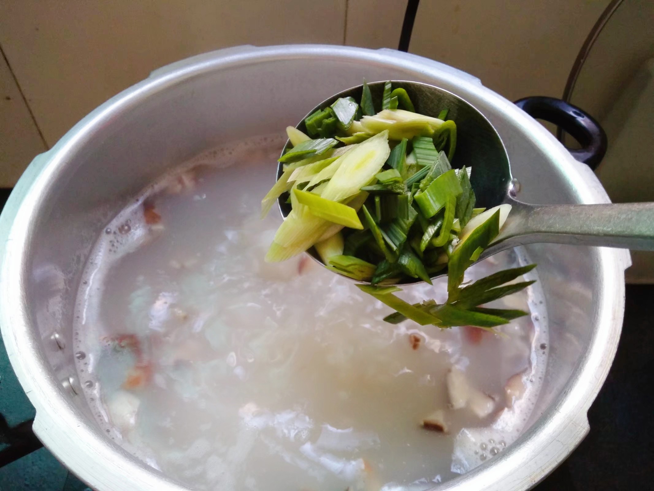 Sea Oyster Porridge recipe