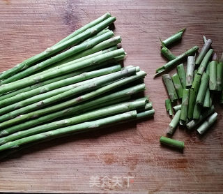 Stir-fried Bacon with Asparagus in Bean Sauce recipe