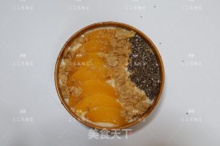 Yellow Peach Chia Seed Breakfast Bowl recipe