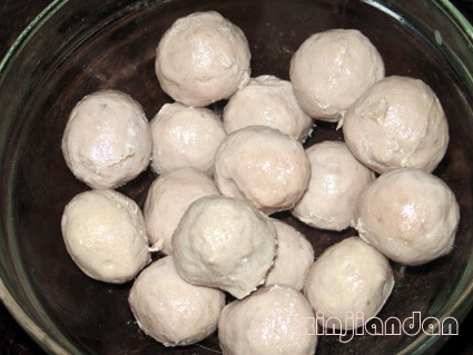 Teochew Beef Balls and Boiled Radish recipe