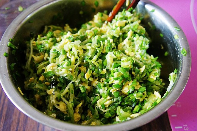 Steamed Dumplings with Leek, Zucchini and Egg Stuffing recipe