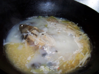 Carp Soup with Radish recipe