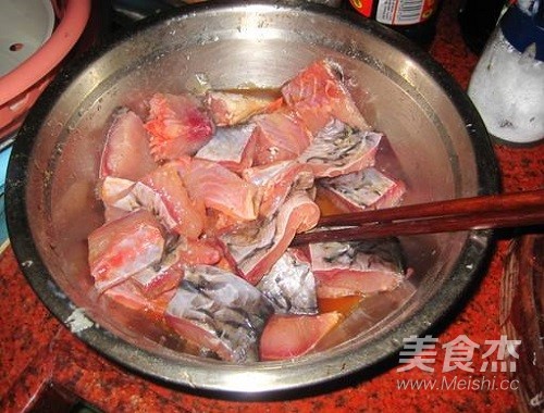 Claypot Casserole Black Pepper Qingjiang Fish Pieces recipe