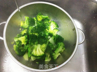 Broccoli Pork in Claypot recipe