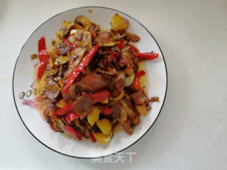 Stir-fried Yellow Boletus recipe