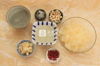 Hashima Snow Swallow Lily Lung Soup recipe