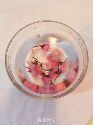 Sakura Yogurt Mousse Cake recipe