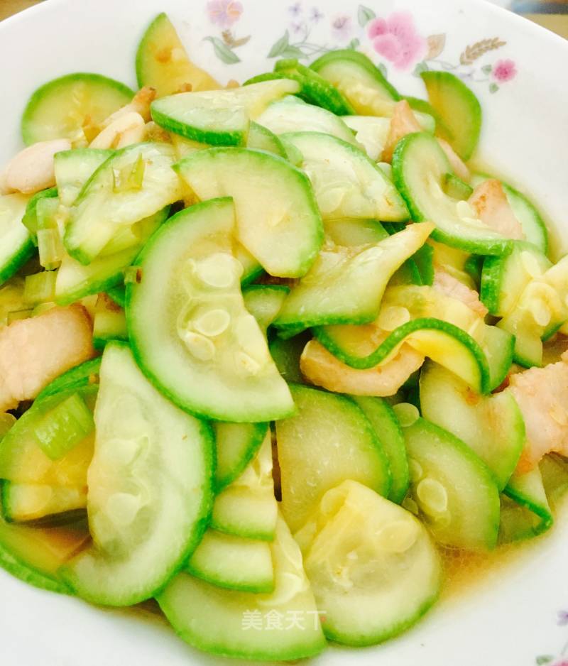 Stir-fried Zucchini with Pork Belly recipe