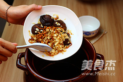 Guangdong Lao Huo Liang Soup-cordyceps Flower, American Ginseng and Shiitake Mushroom Soup recipe