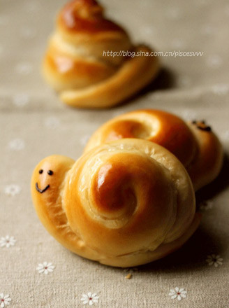 Soup Type Snail Bun recipe