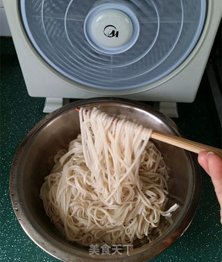 Spicy Soy Sauce Noodles recipe