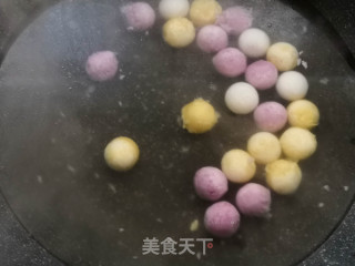 Longan Boiled Colorful Glutinous Rice Balls recipe