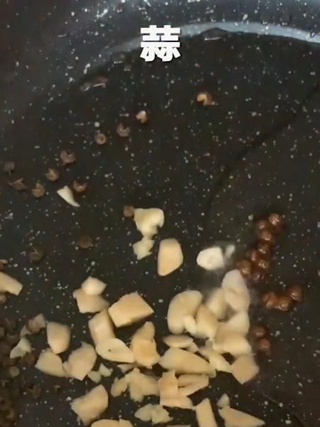 Stir-fried Spicy Potatoes recipe