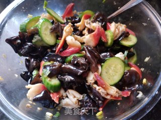 Cucumber Fungus Mixed with Arctic Shellfish recipe