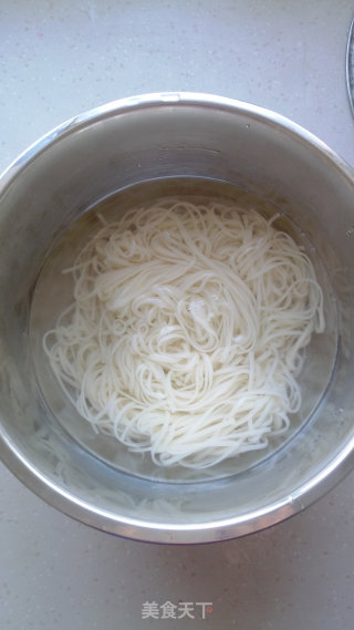 Fried Noodles with Shiitake and Pork recipe