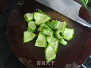 [qingbu Lao Huo Liang Soup-summer Edition] Lao Cucumber and Soy Beans in Pork Bone recipe