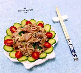 Beef Beef Salad with Enoki Mushroom recipe