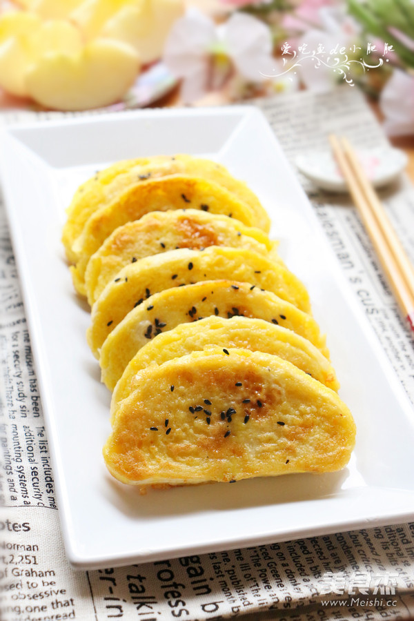 Egg Fried Steamed Bun Slices recipe