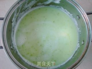 Elegant and Refreshing Edamame and Cabbage Soup recipe