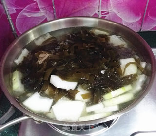 Winter Melon Kelp Soup recipe