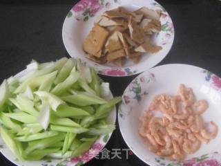 Stir-fried Celery with Spiced Tea recipe