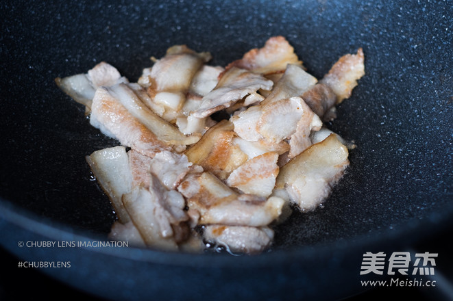 Dengyingchuan Hemp Twice-cooked Pork recipe