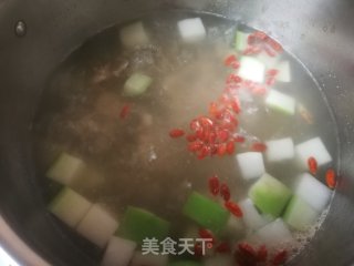 Radish, Wolfberry and Oxtail Soup recipe