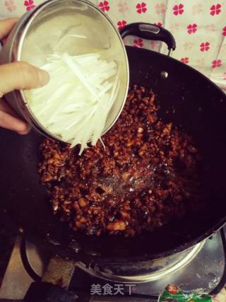 Hand-made Noodles with Fried Noodles recipe