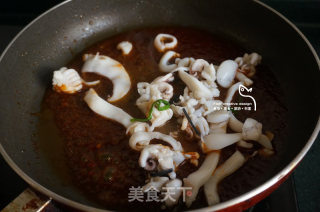 Seafood Pasta with Cuttlefish Sauce recipe