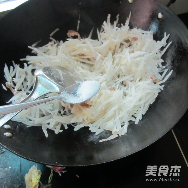 Garlic Shredded Radish recipe