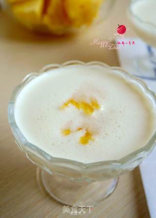 Pineapple Yogurt Shake recipe