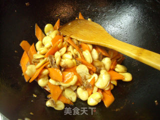 Stir-fried Carrots with Broad Beans recipe