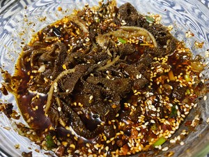 Beef Veal in Red Oil (melale-belly with Cold Dressing) recipe