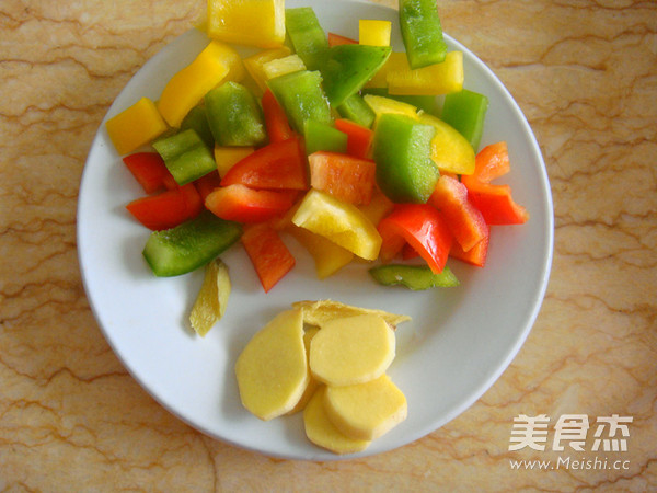 Stir-fried Duck Gizzards with Green Pepper and Edamame recipe